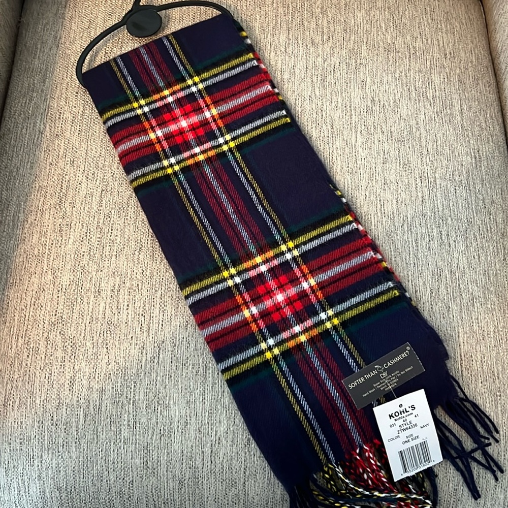 NWT! Softer than Cashmere? Scarf